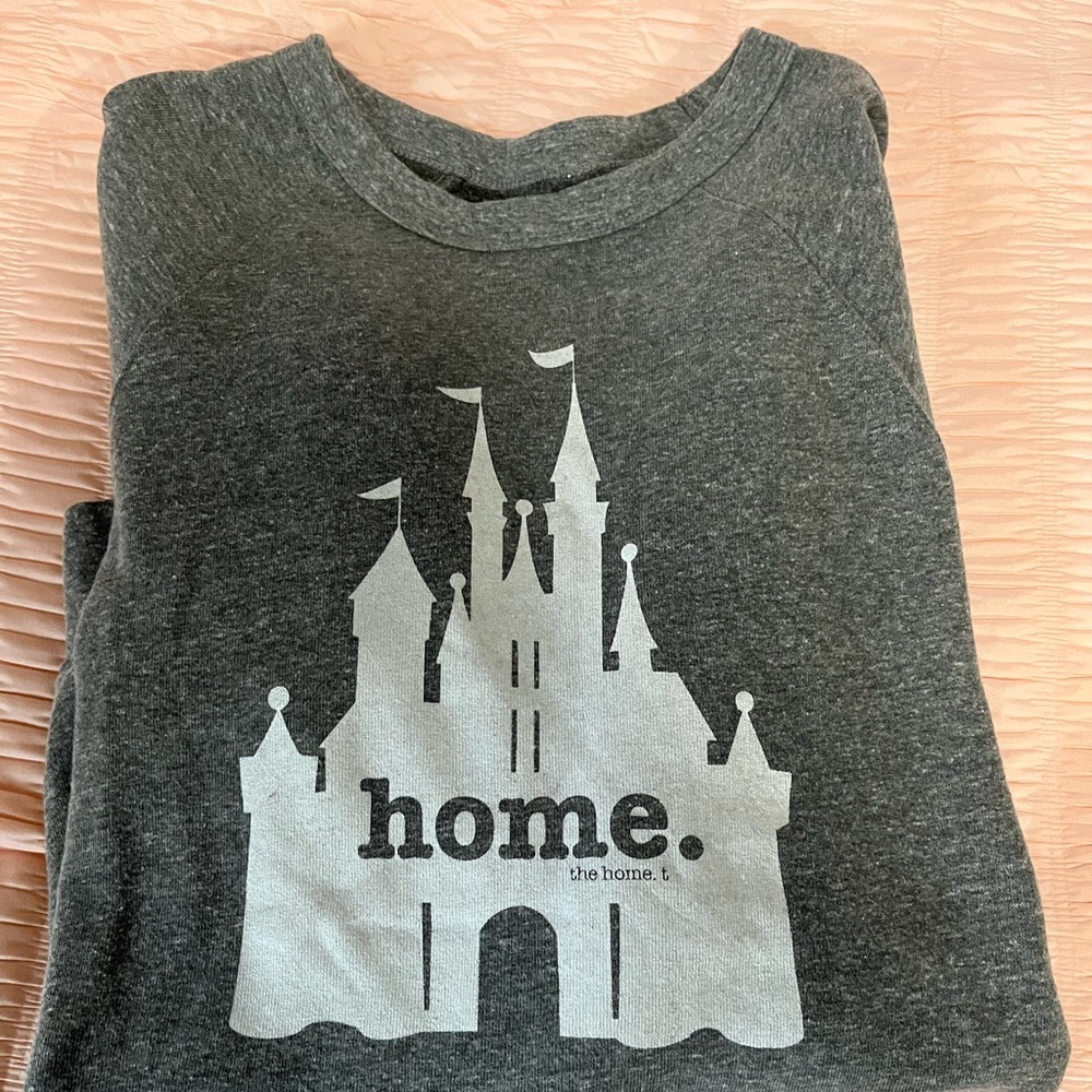 The Home T Disney crew neck sweatshirt - size XL